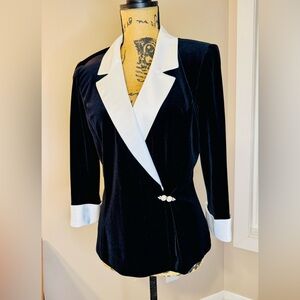 Alex Evenings M Black Velvet Satin Collar Stretchy Formal Vintage Tuxedo Top